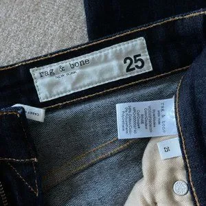 【関税込み】rag & bone ブラック Casey ジーンズ Rag and Bone Dark Blue Flared Casey Jeans | Jules B